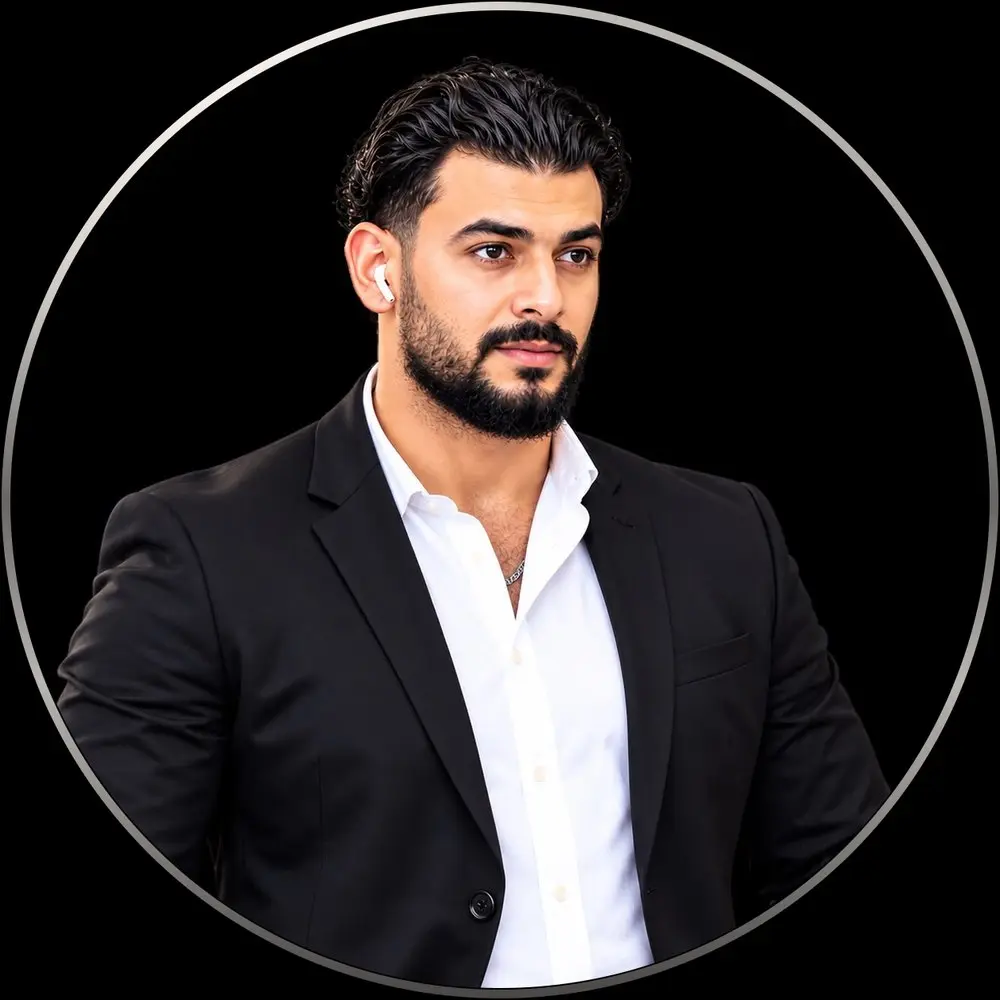 الشريك ومدير المشاريع والتشغيل في سيلفر لاين